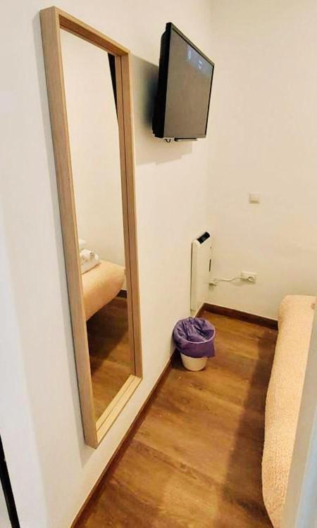 מדריד Gran Via Sol Rooms מראה חיצוני תמונה